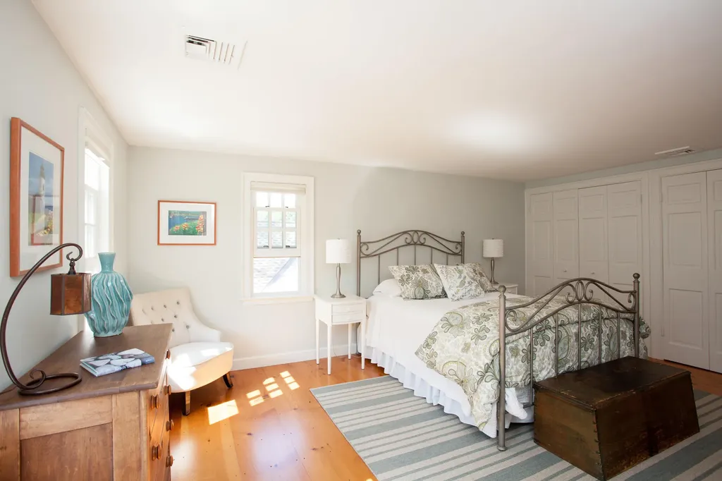 37 Raynes Neck Road York ME 03909