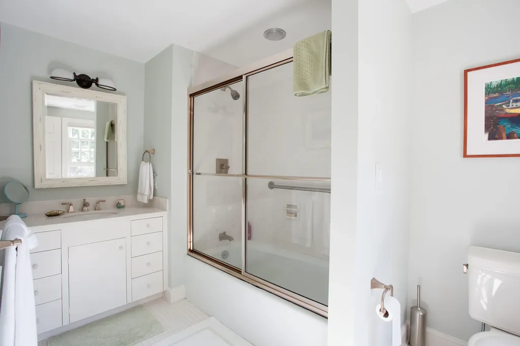 37 Raynes Neck Road York ME 03909