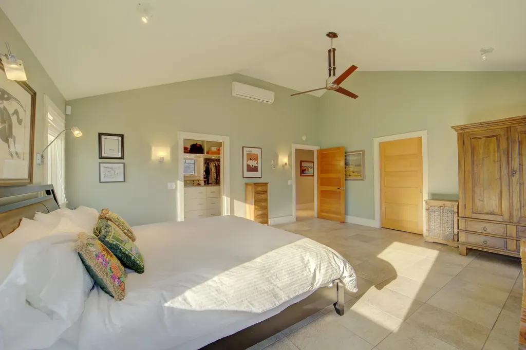 1212 Newbury Neck Road Surry ME 04684