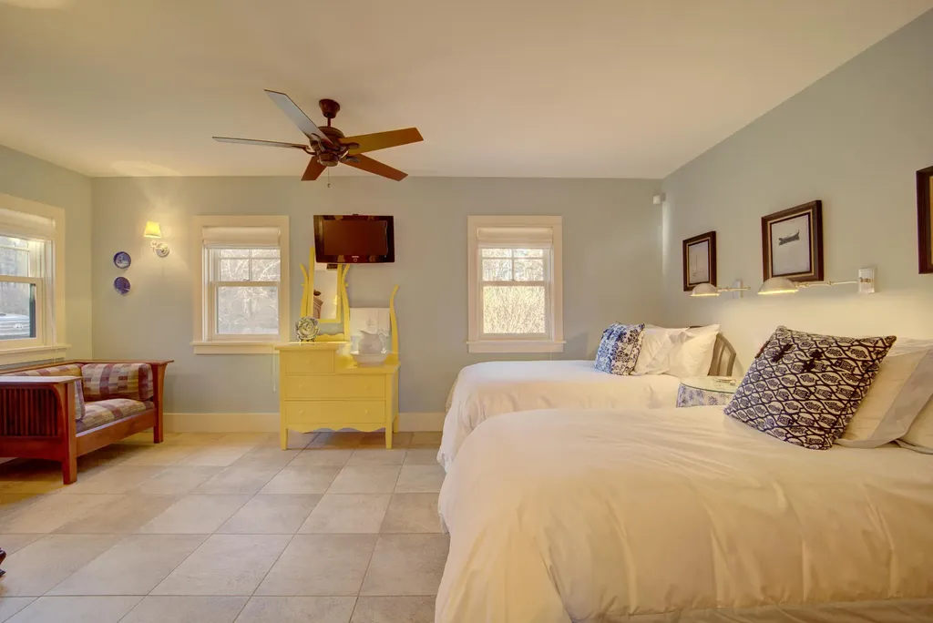 1212 Newbury Neck Road Surry ME 04684