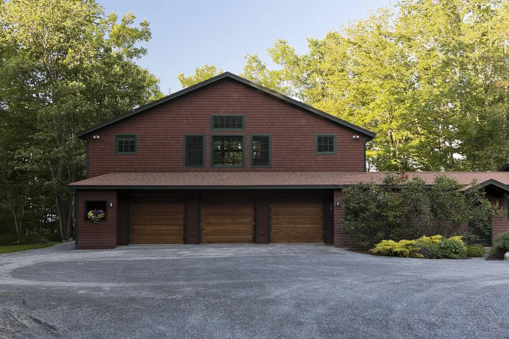1212 Newbury Neck Road Surry ME 04684