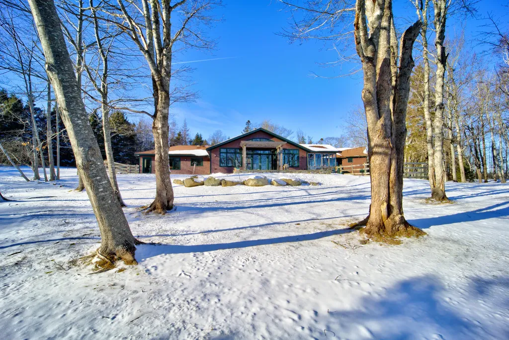 1212 Newbury Neck Road Surry ME 04684