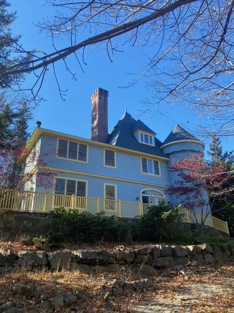 1 Dorr Lane Bar Harbor ME 04609