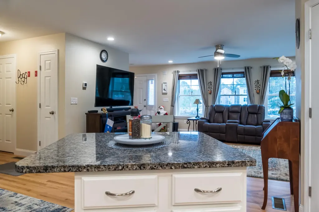 32 Tree Farm Road Brunswick ME 04011