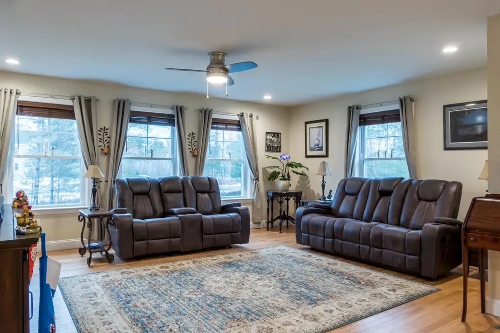 32 Tree Farm Road Brunswick ME 04011