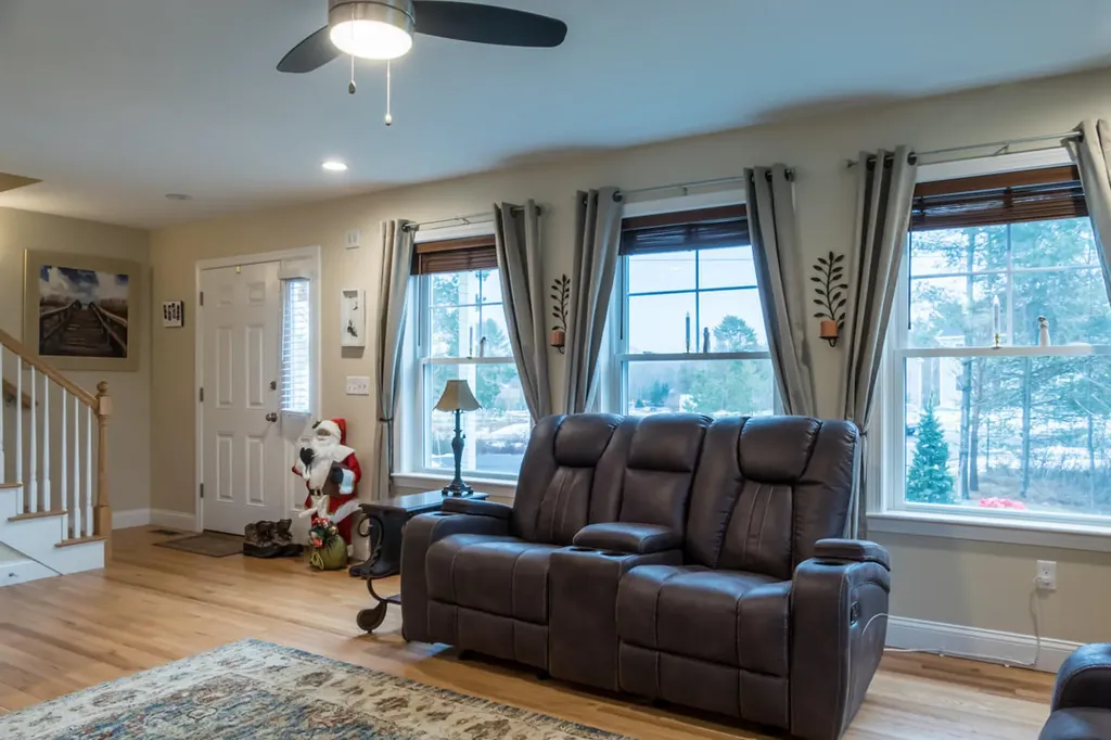 32 Tree Farm Road Brunswick ME 04011