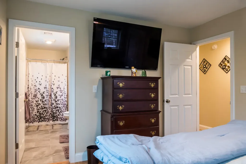 32 Tree Farm Road Brunswick ME 04011