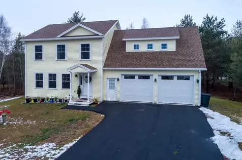 32 Tree Farm Road Brunswick ME 04011
