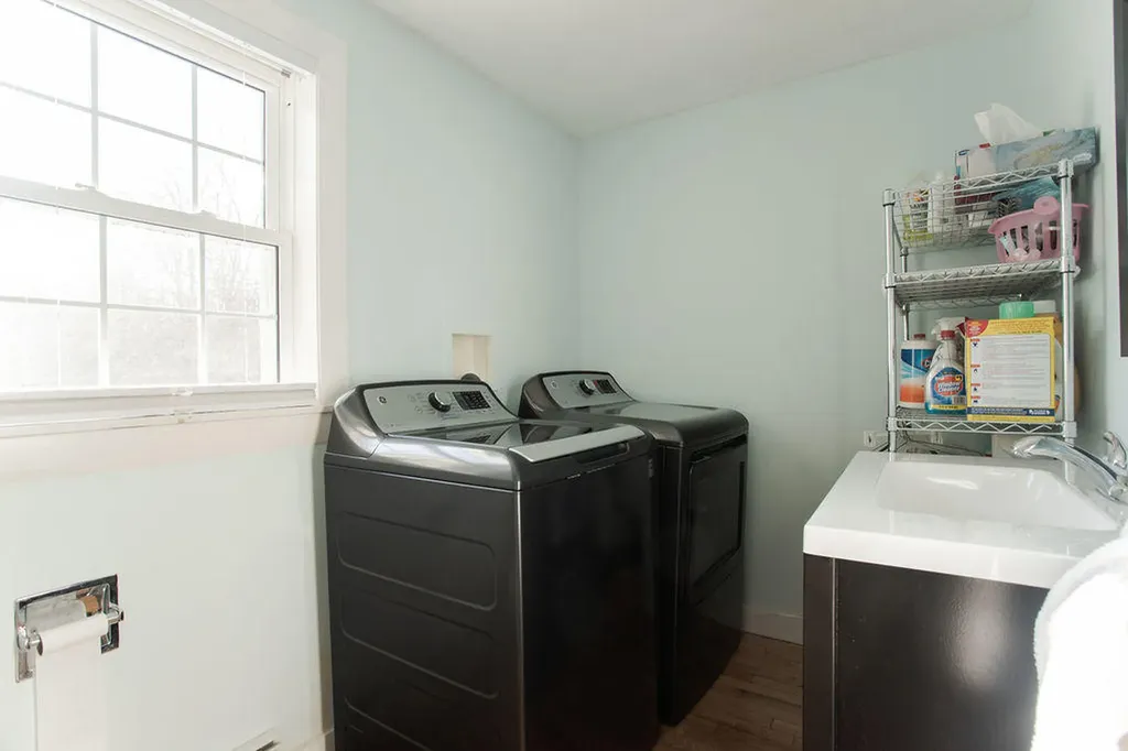 15 Organug Road York ME 03909