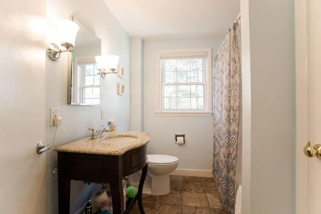 15 Organug Road York ME 03909