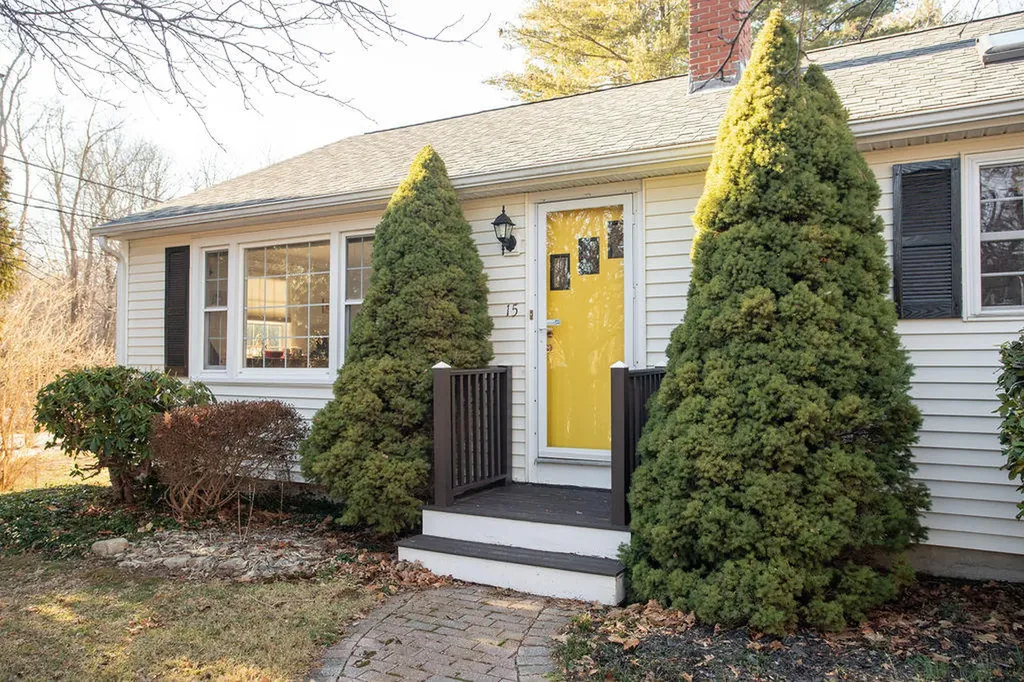 15 Organug Road York ME 03909