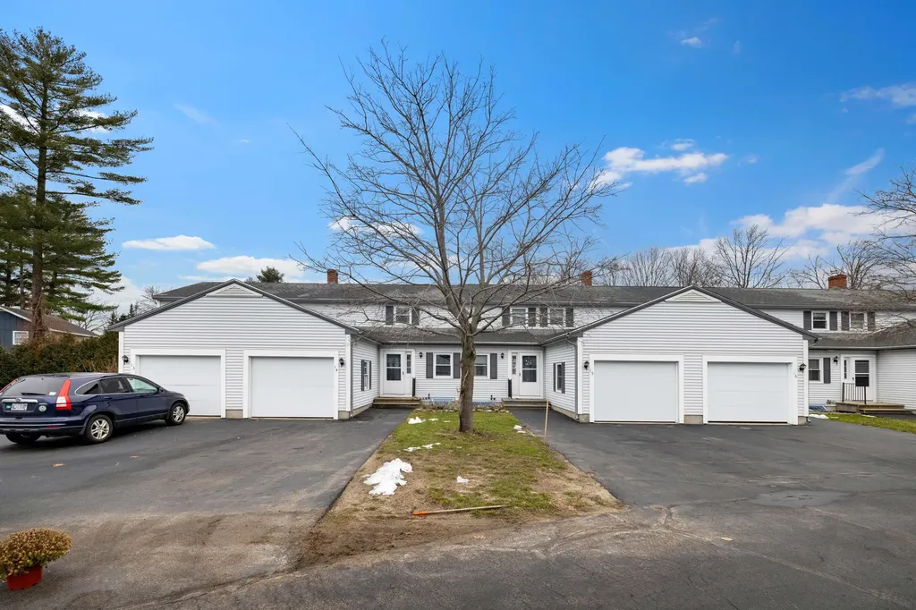 111 Bradley Street Saco ME 04072