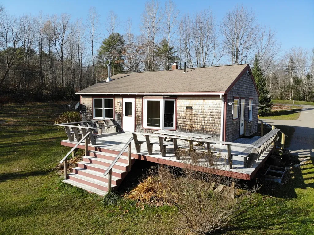 48 Bog Road Rockland ME 04841