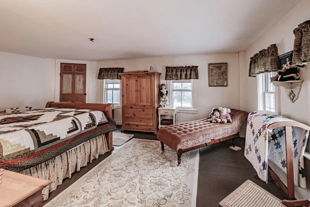195 Hampshire Street Hiram ME 04041
