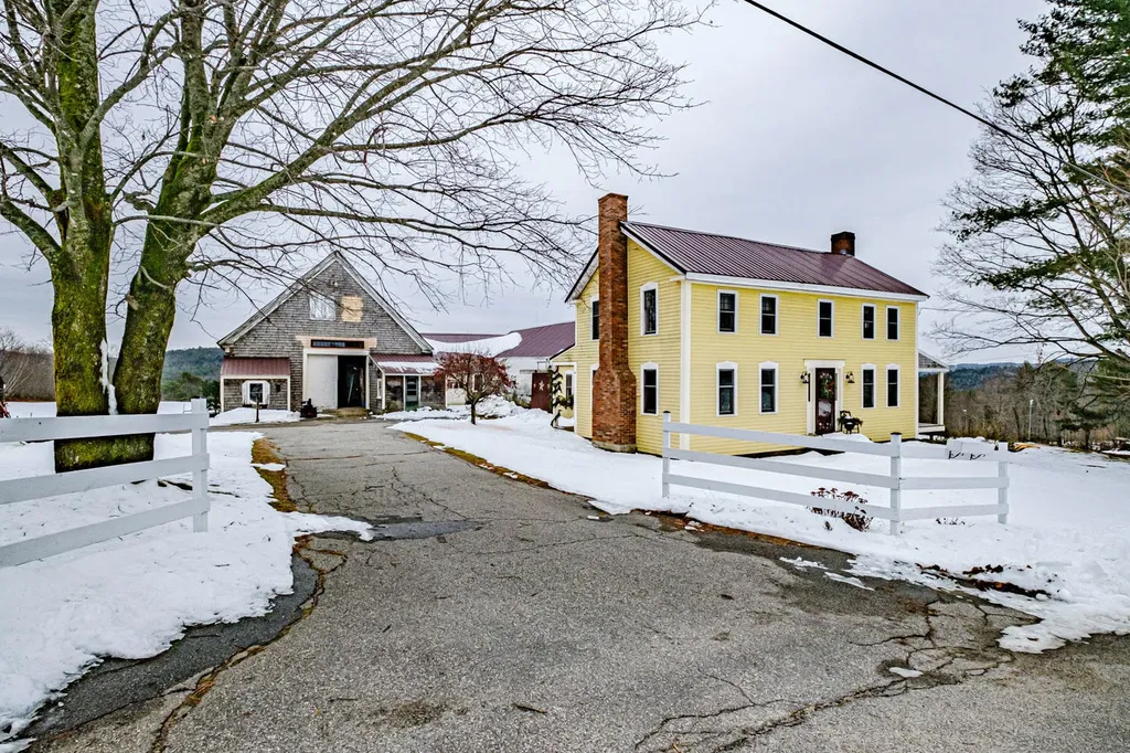 195 Hampshire Street Hiram ME 04041