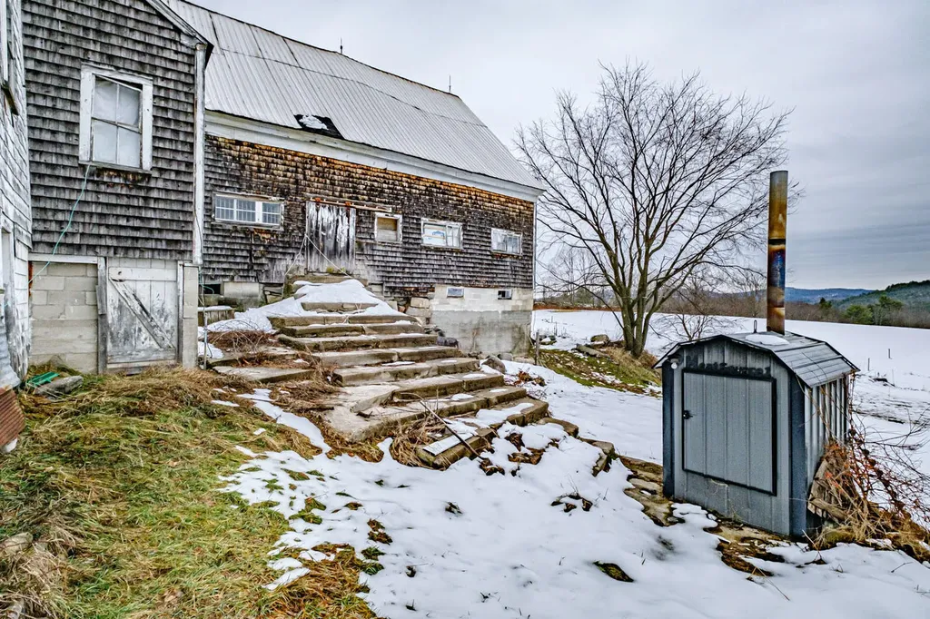 195 Hampshire Street Hiram ME 04041