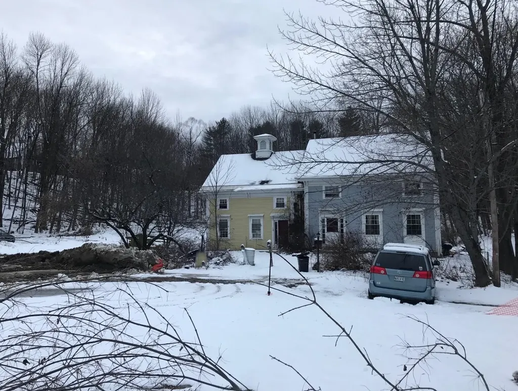 14-16 Eben Lane Farmingdale ME 04344