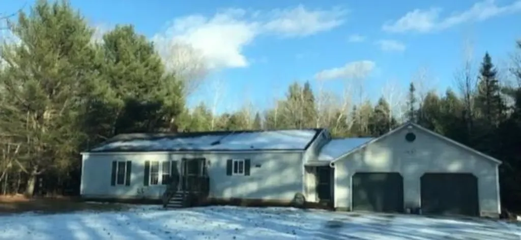 81 Dixon Road Clinton ME 04927