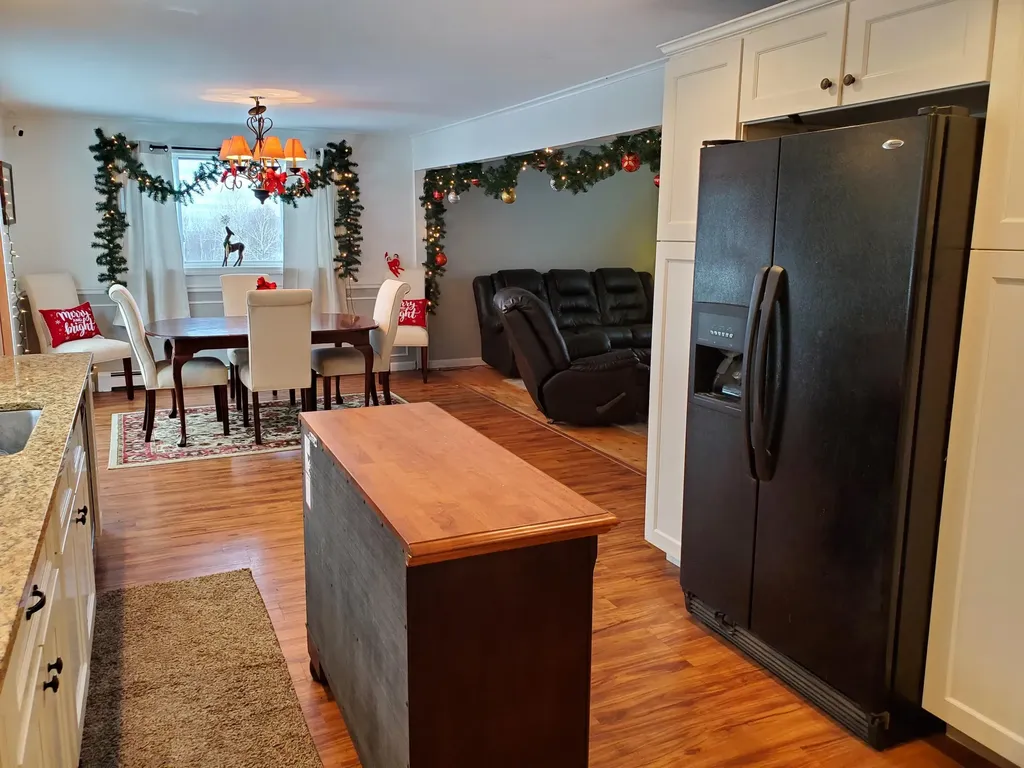 110 Seminole Drive Farmington ME 04938