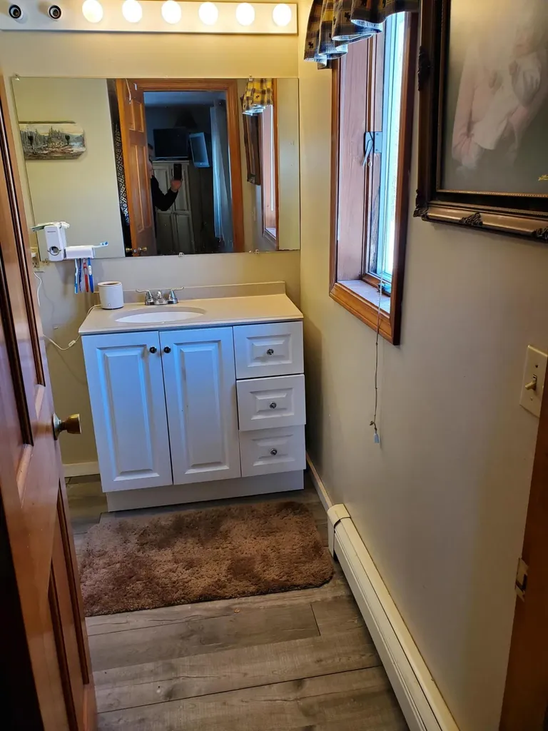 110 Seminole Drive Farmington ME 04938
