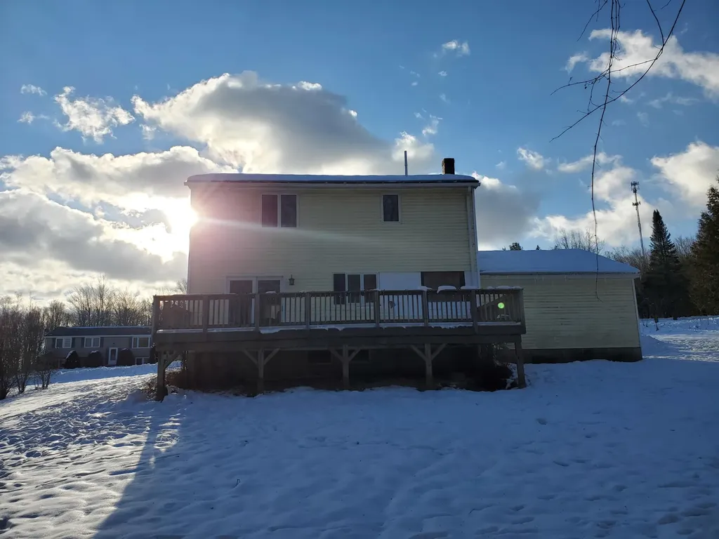 110 Seminole Drive Farmington ME 04938