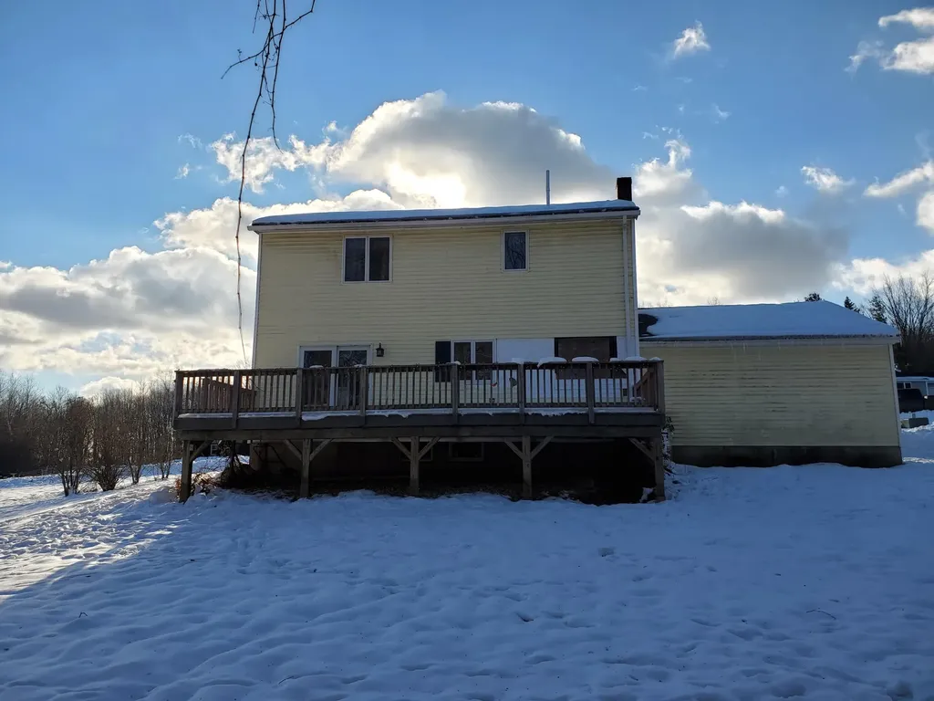 110 Seminole Drive Farmington ME 04938