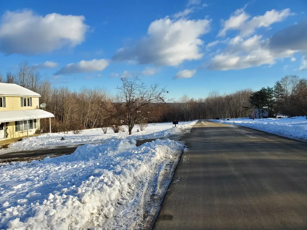 110 Seminole Drive Farmington ME 04938