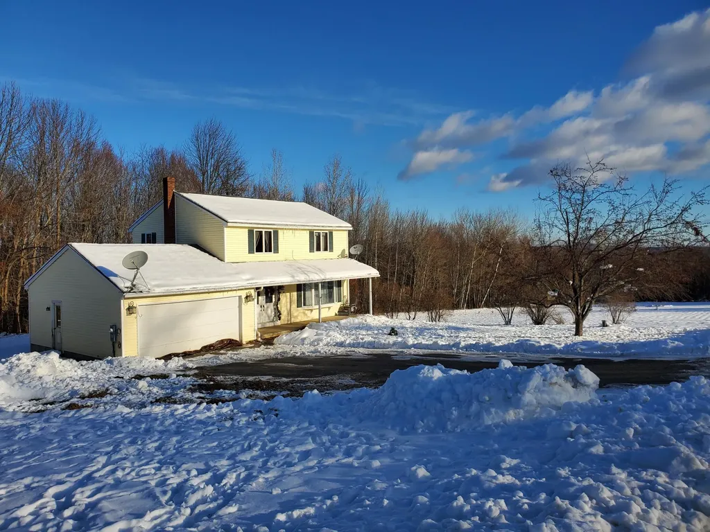 110 Seminole Drive Farmington ME 04938