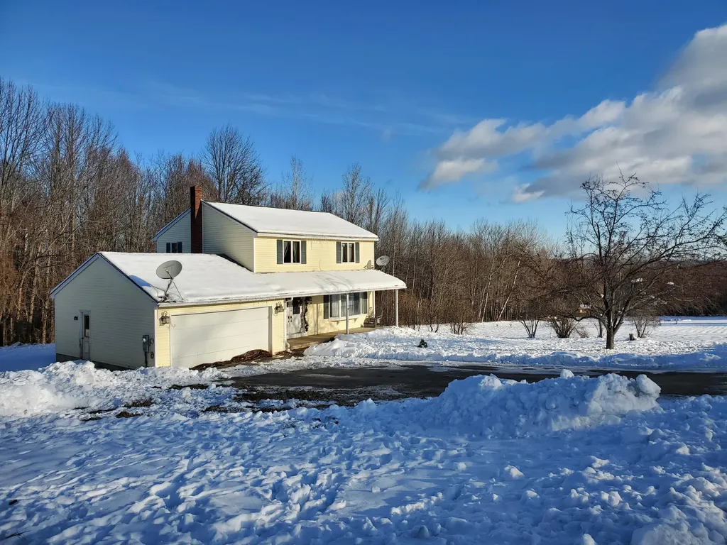 110 Seminole Drive Farmington ME 04938