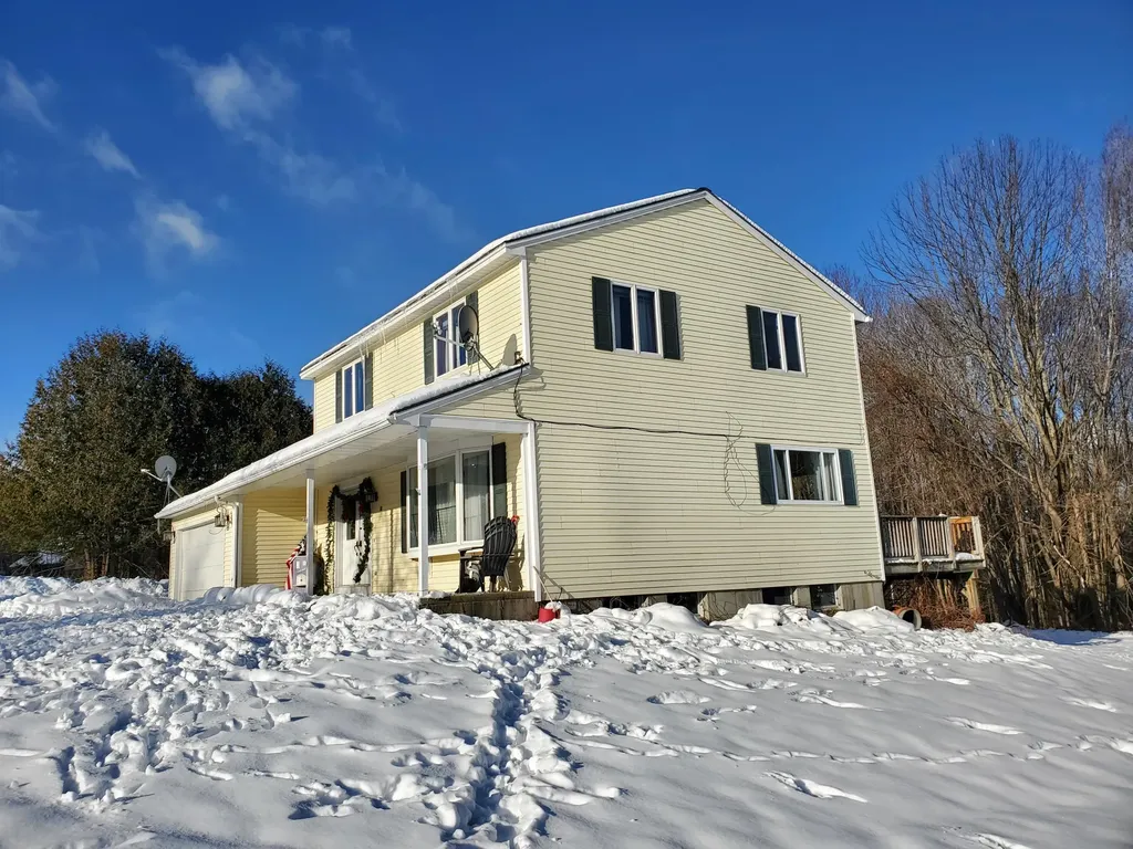 110 Seminole Drive Farmington ME 04938
