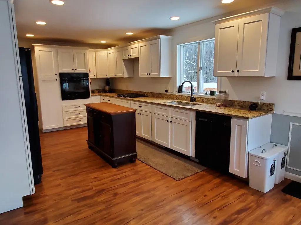 110 Seminole Drive Farmington ME 04938