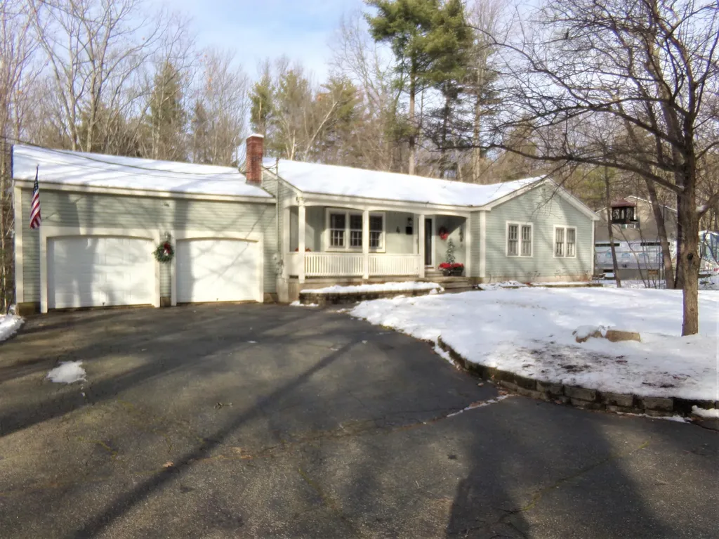 4 Oak Ridge Road Sanford ME 04073