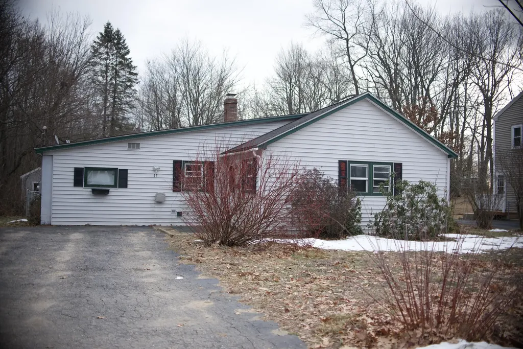 17 Harding Street Sanford ME 04073