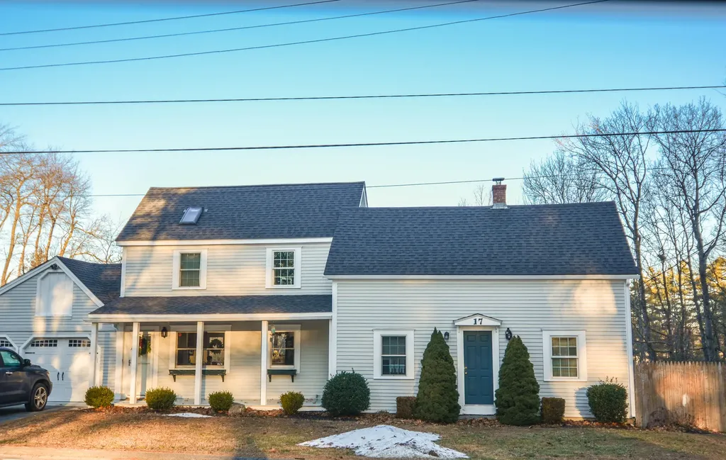 17 Chamberlain Road Scarborough ME 04074