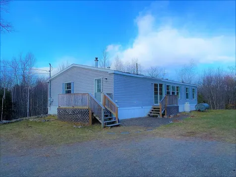 57 Sunset Ridge Waldoboro ME 04572