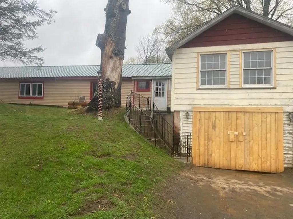 365 Dover Road Dexter ME 04930