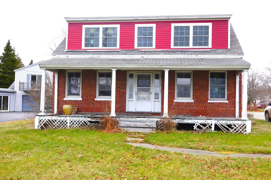 100 E Main Street Searsport ME 04974