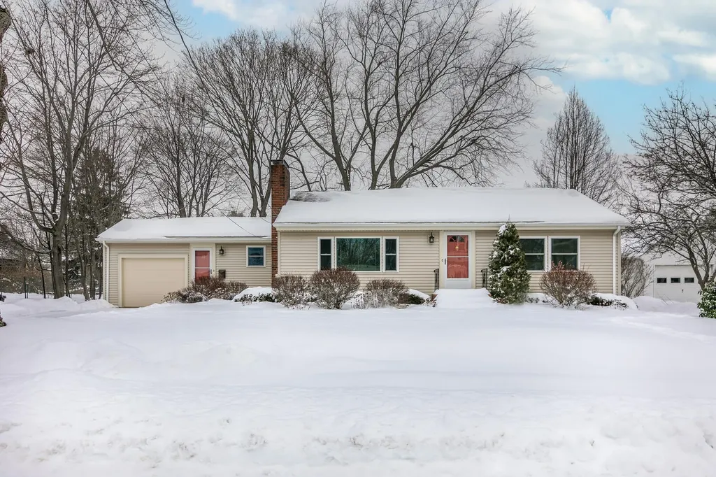 32 Mackworth Street Portland ME 04103