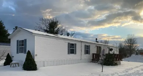 67 Autumn Lane Lewiston ME 04240