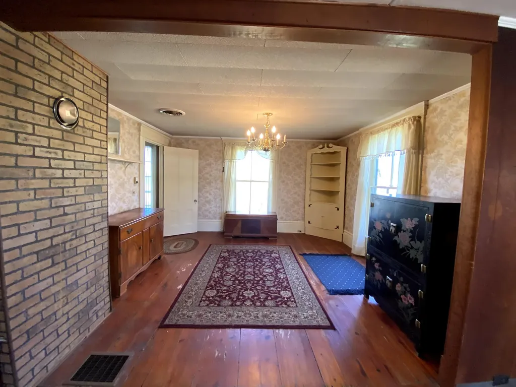230 Limerock Street Rockland ME 04841