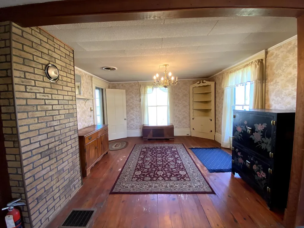 230 Limerock Street Rockland ME 04841
