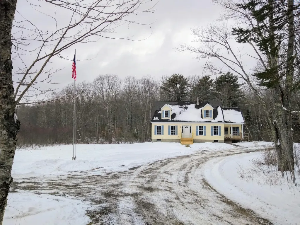 579 Davis Road Union ME 04862