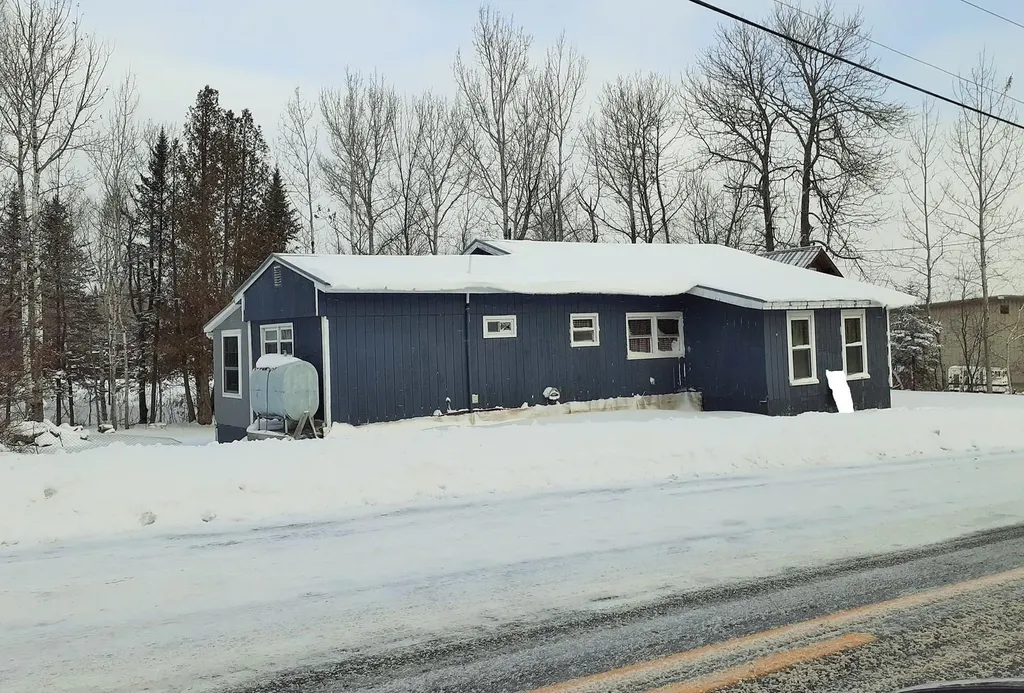 4 Long Pond Road Jackman ME 04945