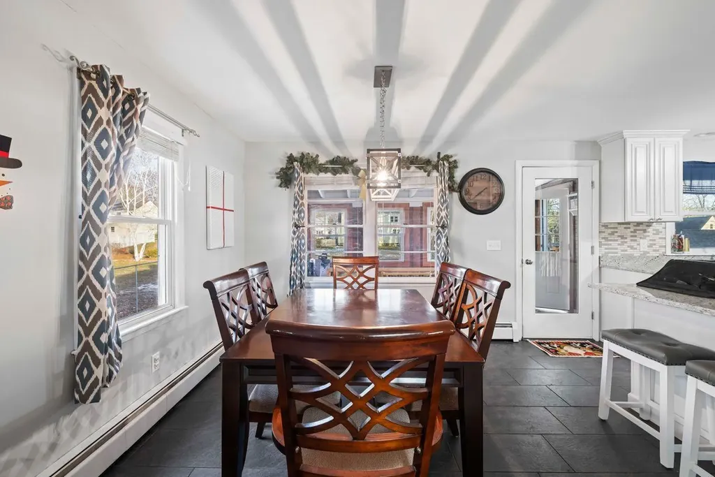 213 Auburn Street Portland ME 04103