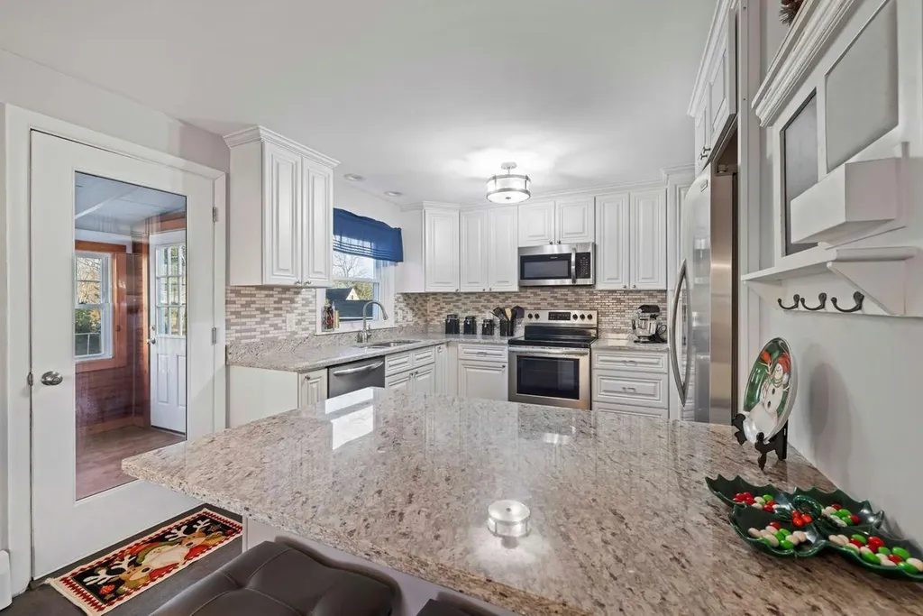 213 Auburn Street Portland ME 04103