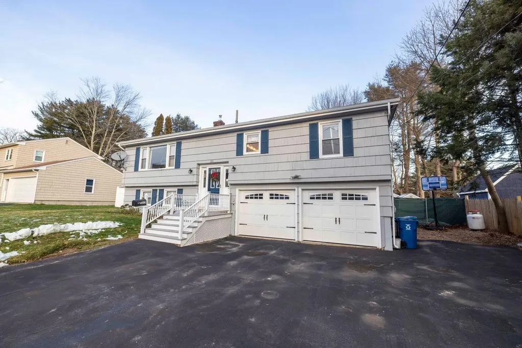 213 Auburn Street Portland ME 04103