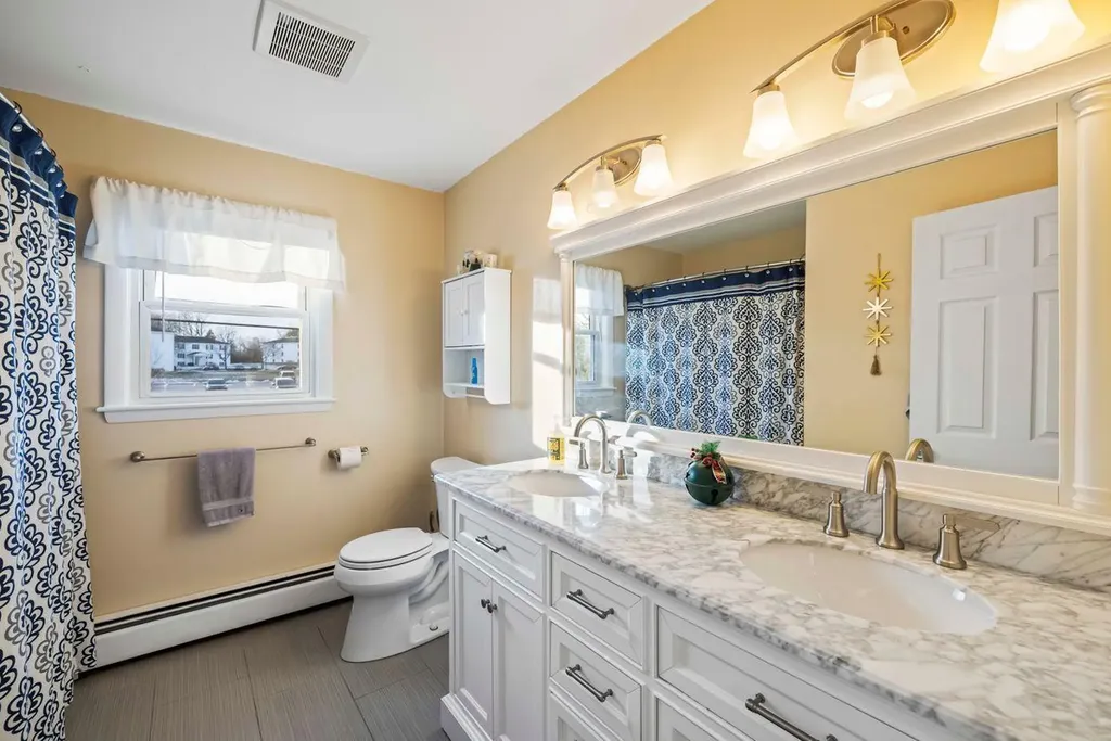 213 Auburn Street Portland ME 04103