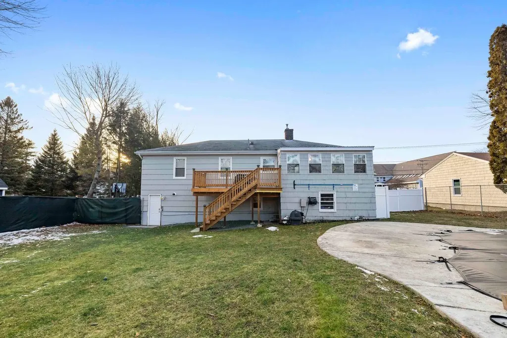 213 Auburn Street Portland ME 04103