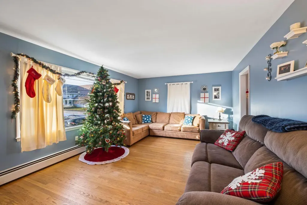 213 Auburn Street Portland ME 04103