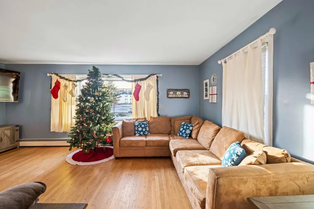 213 Auburn Street Portland ME 04103